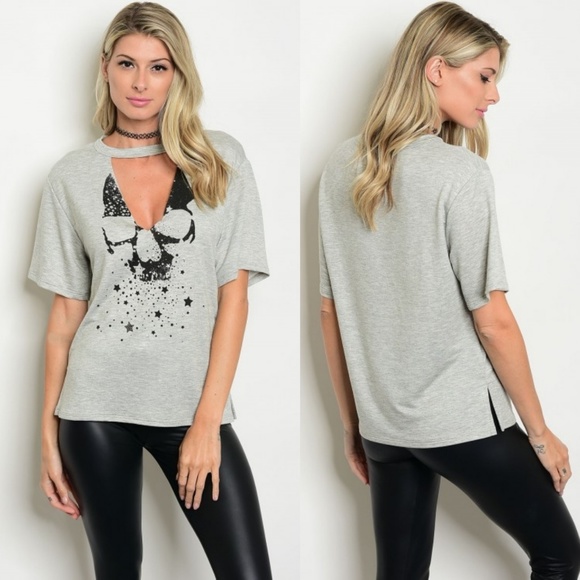 Tops -  HP 5-20 Skull Stars Graphic Choker Vneck Tee